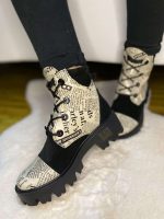 Bocanci Newspaper din piele naturala - imagine 2