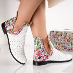 Ghete Floral Babe cu detalii perforate din piele naturala - imagine 4