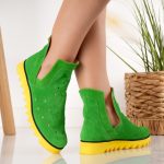 Ghete Green Joy cu detalii perforate din piele naturala intoarsa