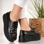 Pantofi Happy Dots cu talpa groasa si siret din piele naturala