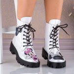 Bocanci din piele naturala Minnie - imagine 5