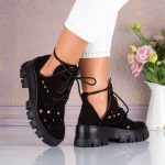 Bocanci de dama Bella Dark din piele naturala cu perforatii