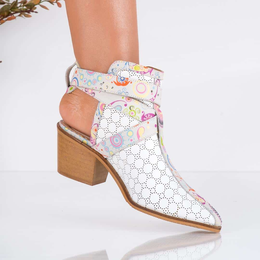 Ghete de dama decupate din piele naturala Surprise (2) Ghete de dama decupate din piele naturala Surprise - imagine 2