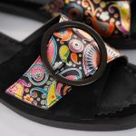 Papuci de piele cu accesoriu rotund - imagine 6