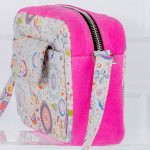 Geanta Fun Pink cu curea extensibila - imagine 3